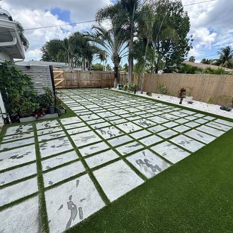 Big Dogs Artificial Turf